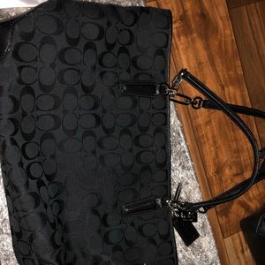 Coach tute authentic